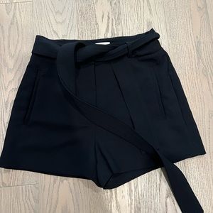 Wilfred - Aritzia. Black belted shorts
